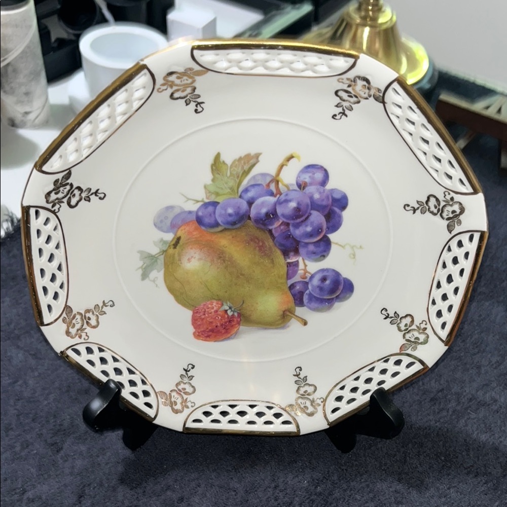 Schwarzenhammer Bavaria Germany Reticulated Fruit Plate - Picture 3 of 5